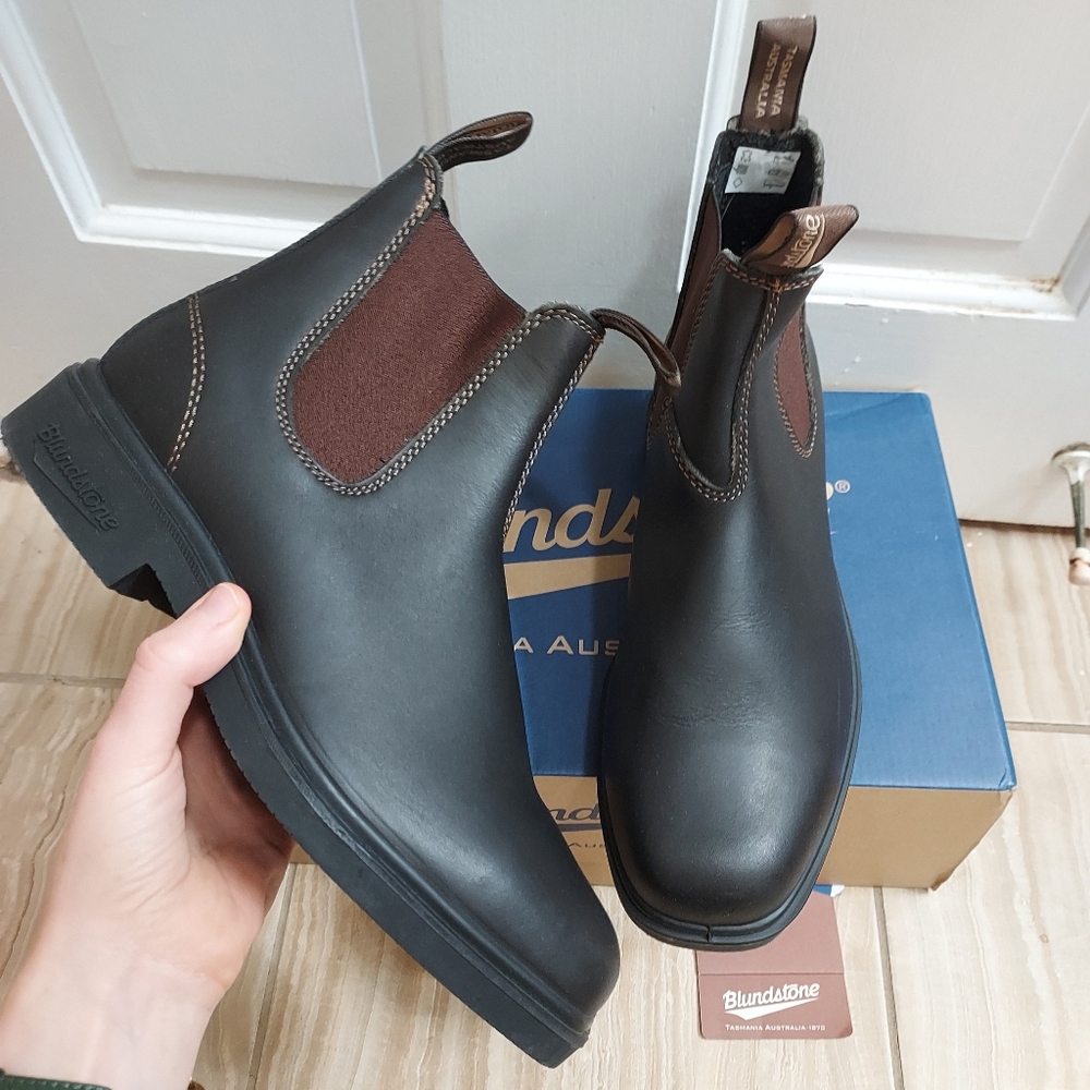 Blundstone Black/Brown Square Toe Chelsea Boots